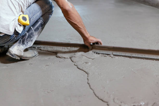 Best Concrete Pool Decks in Salisbury, MO